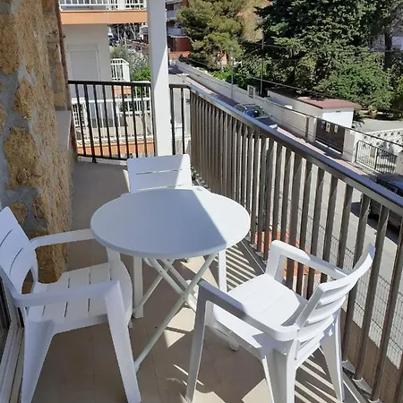 Dins Mar Apto. 4 * Torredembarra